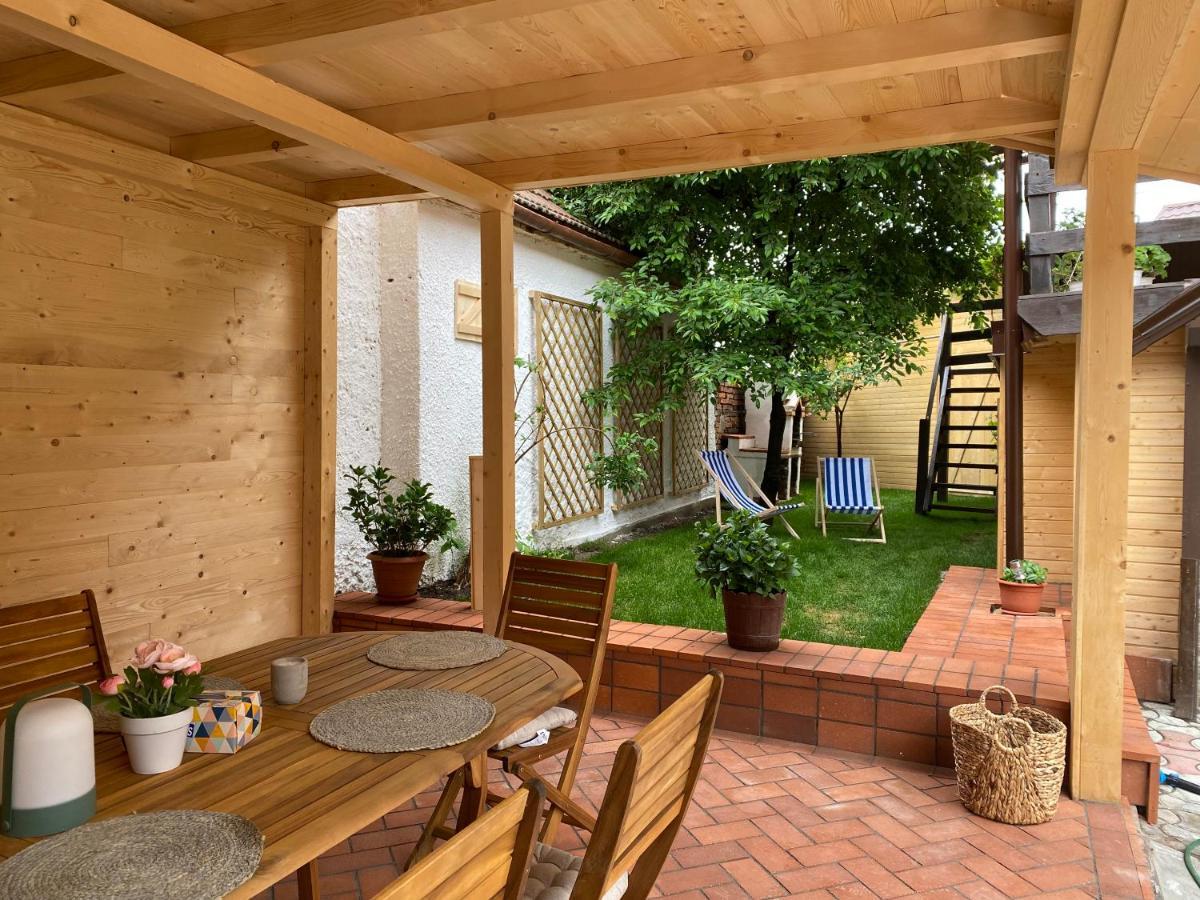Victoria Gasthaus Rasnov - Charming Vacation House In Rasnov Kültér fotó