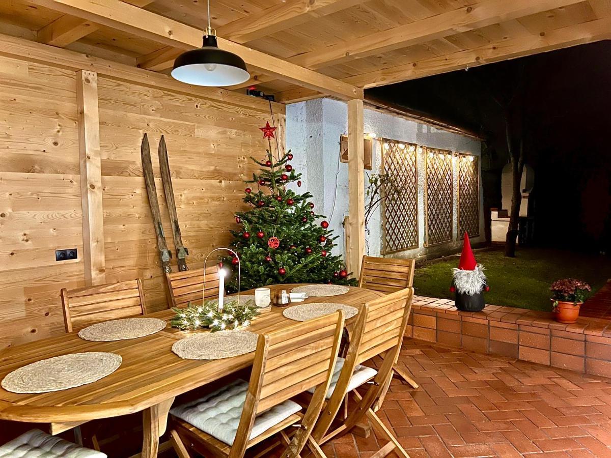 Victoria Gasthaus Rasnov - Charming Vacation House In Rasnov Kültér fotó