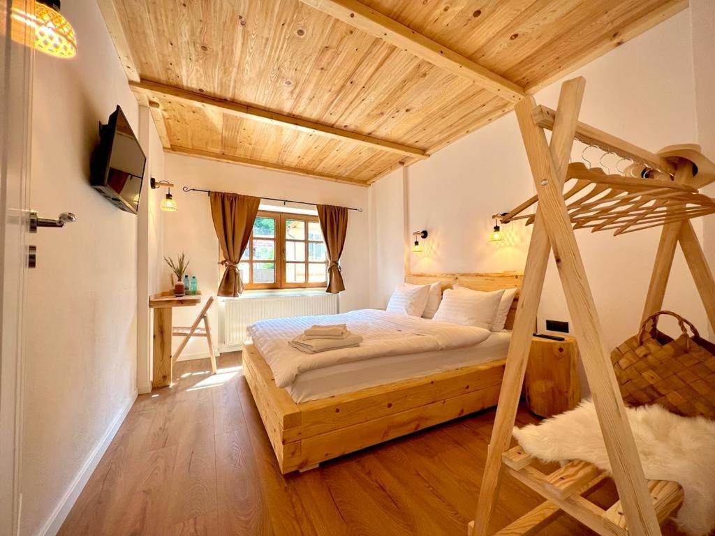 Victoria Gasthaus Rasnov - Charming Vacation House In Rasnov Kültér fotó